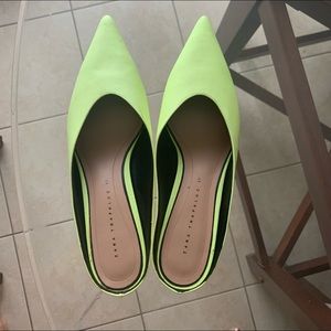 Zara Trendy slip on Sz 7